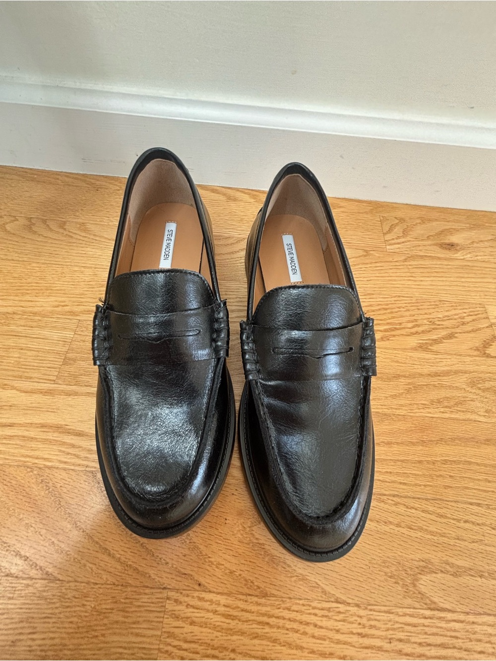 Steve Madden Loafers - Size 8 *brand new*